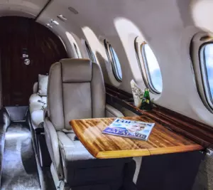 Hawker 750 — салон