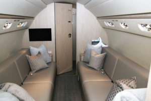 Gulfstream G550, OE-LCZ — салон