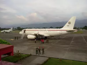 ACJ319 (CEO) - exterior
