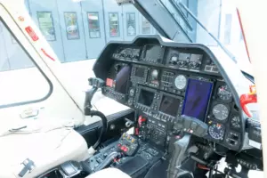Agusta A109E Power — салон