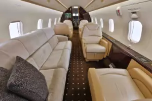 Challenger 300 — salon