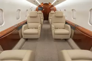 Challenger 300 — salon