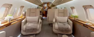 Challenger 604 — салон