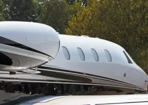 Challenger 800 — dış cephe