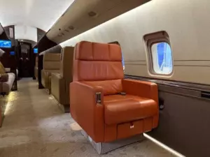 Challenger 800 — salon