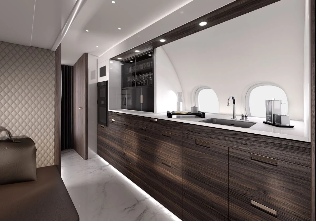 Falcon 10X — salon