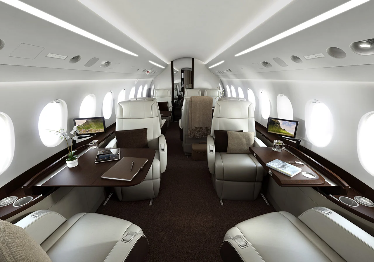 Falcon 2000S — salón