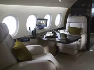 Falcon 900EX EASy – iç mekan