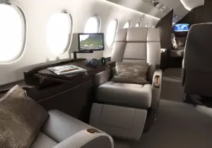 Falcon 900LX — салон