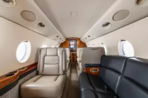 Gulfstream G100 — salon