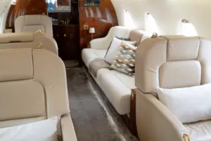 Gulfstream G200 — salon
