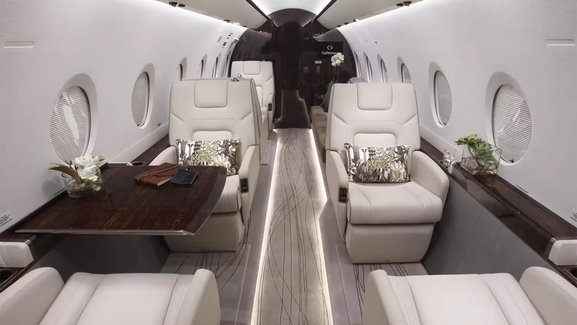 Gulfstream G250 — salon