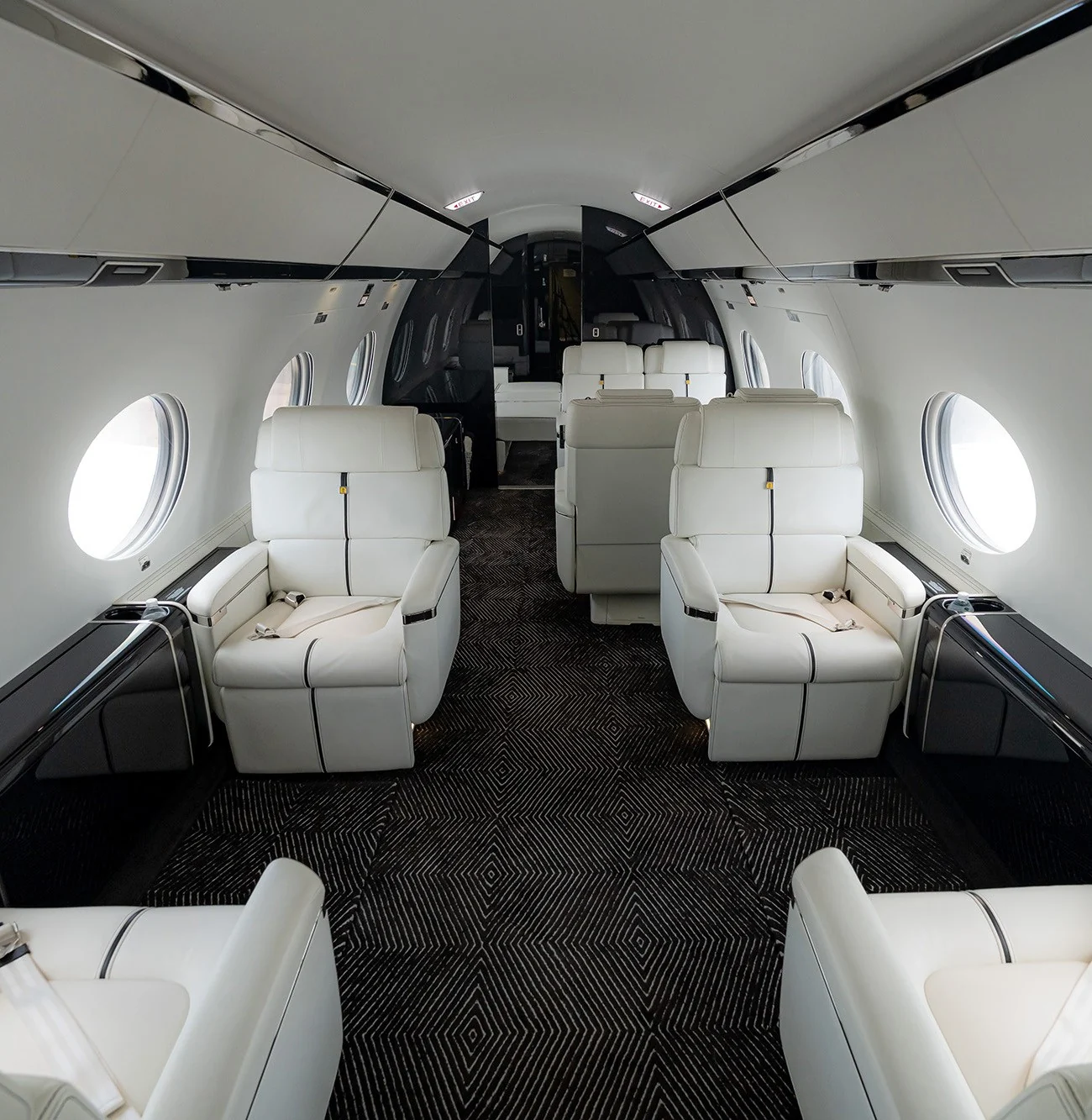 Gulfstream G700 — салон