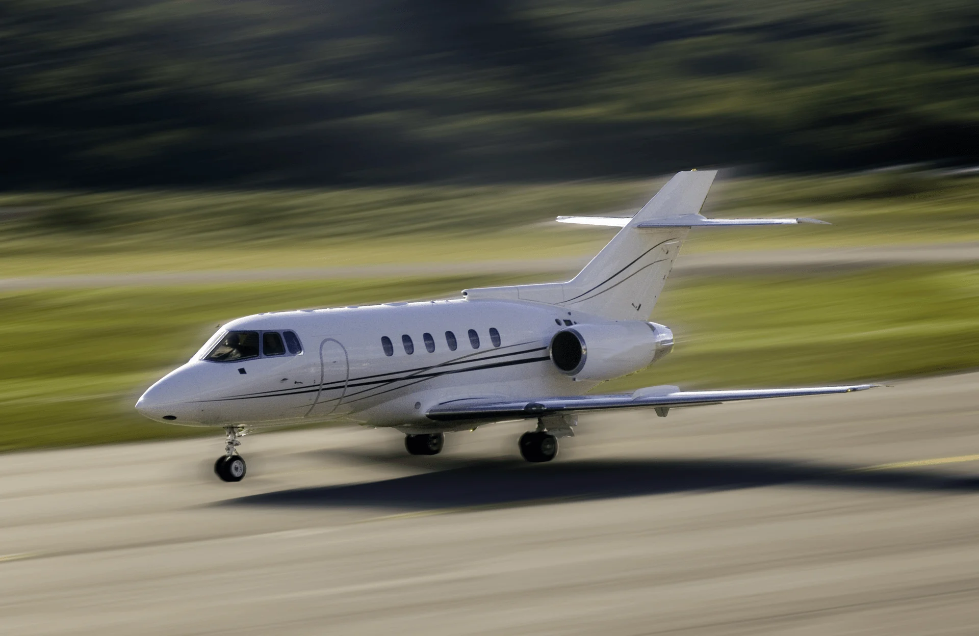 Hawker 1000 — dış cephe