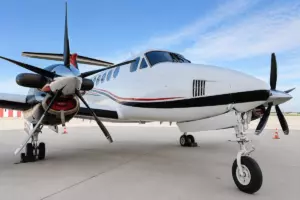 Beechcraft King Air B200 — exterior