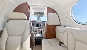 Beechcraft King Air B200 – interior