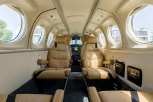 Beechcraft King Air B200 – interior