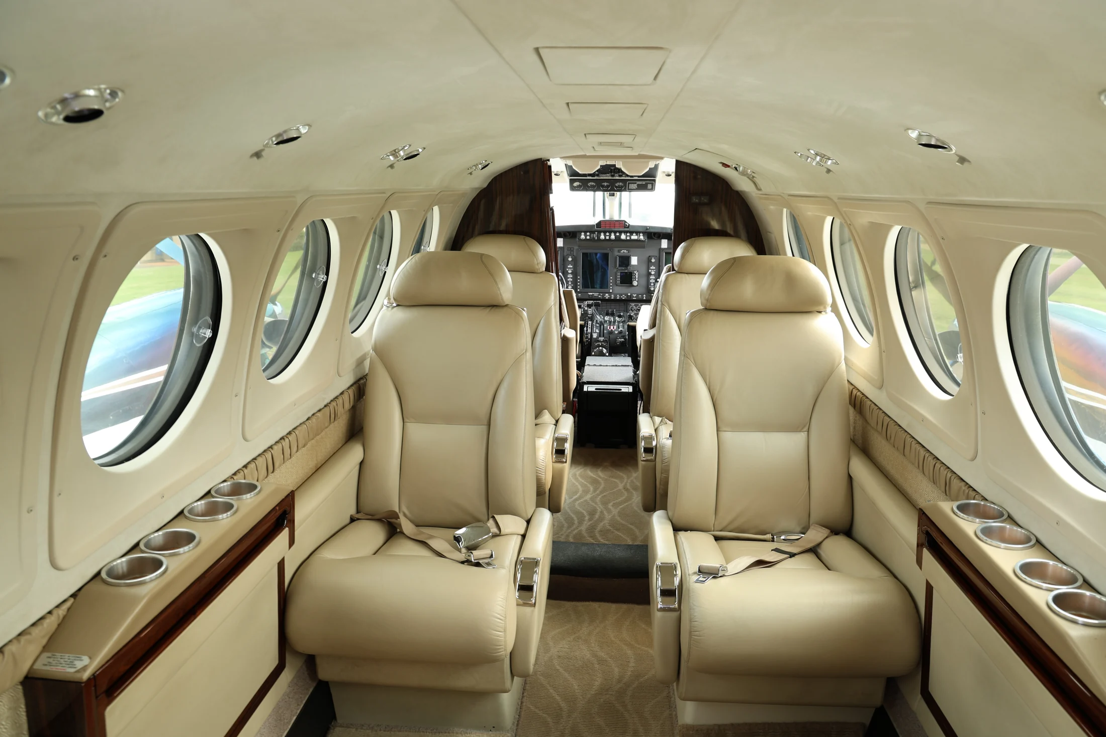 King Air 250 — salon