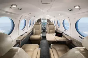 King Air 250 — salon