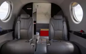 King Air 360 — salon