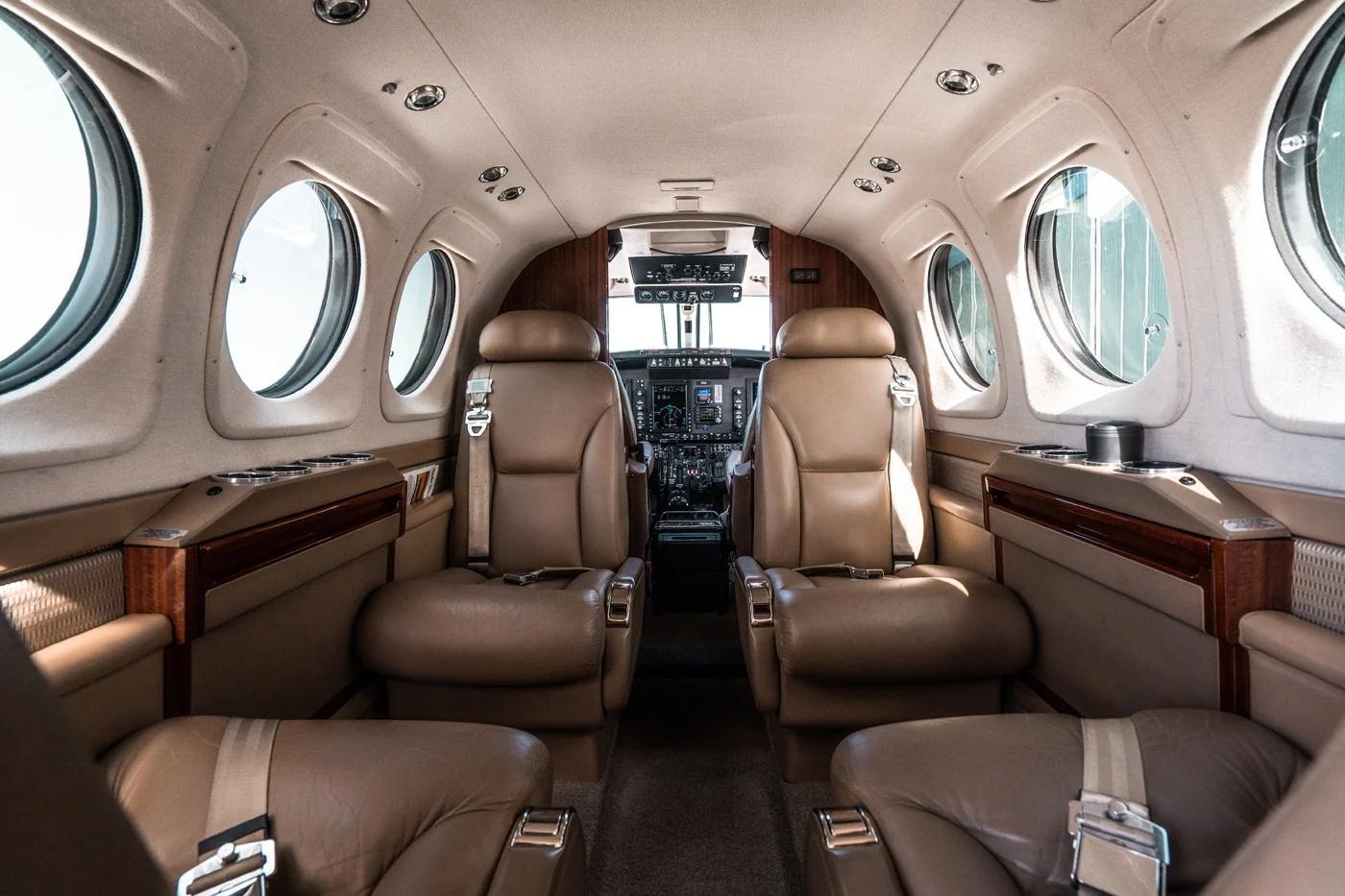 King Air C90GTx - Salon