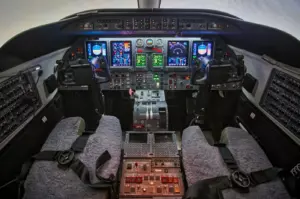 Learjet 40XR — салон