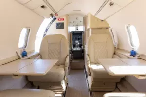 Learjet 60 — salon