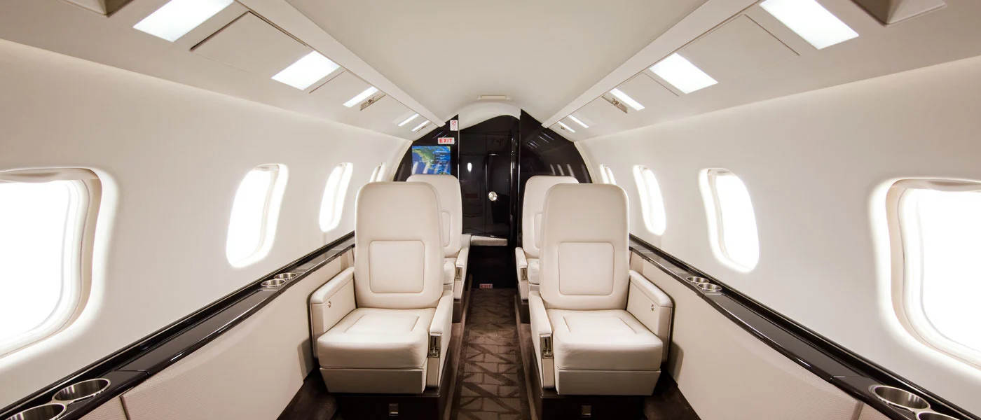 Learjet 60XR — салон