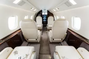 Learjet 60XR — салон