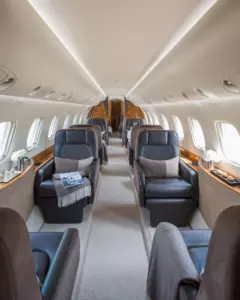 Legacy 600 — салон