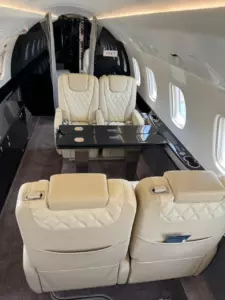 Legacy 650 — салон