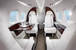 Phenom 100 — salon
