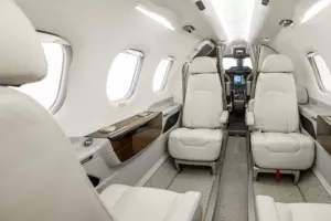 Phenom 100 — salon