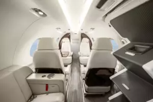 Phenom 100 — salon