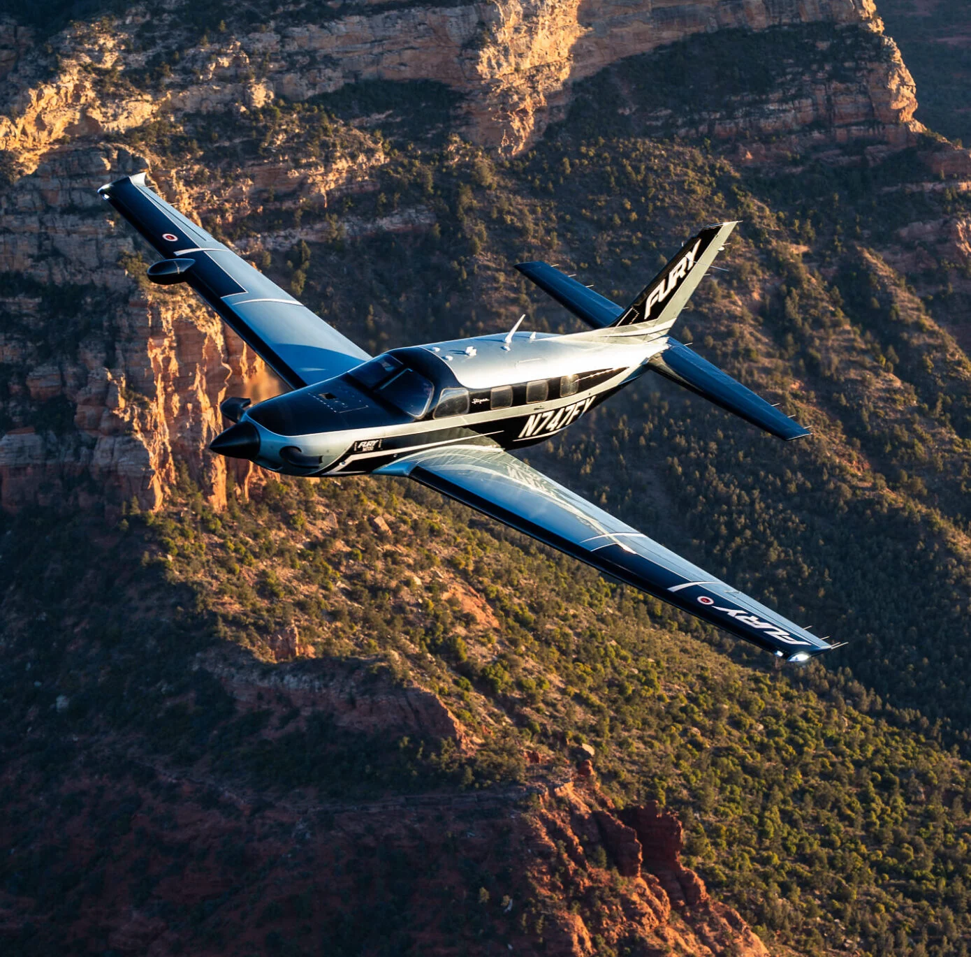 Piper M700 Fury - Exterior
